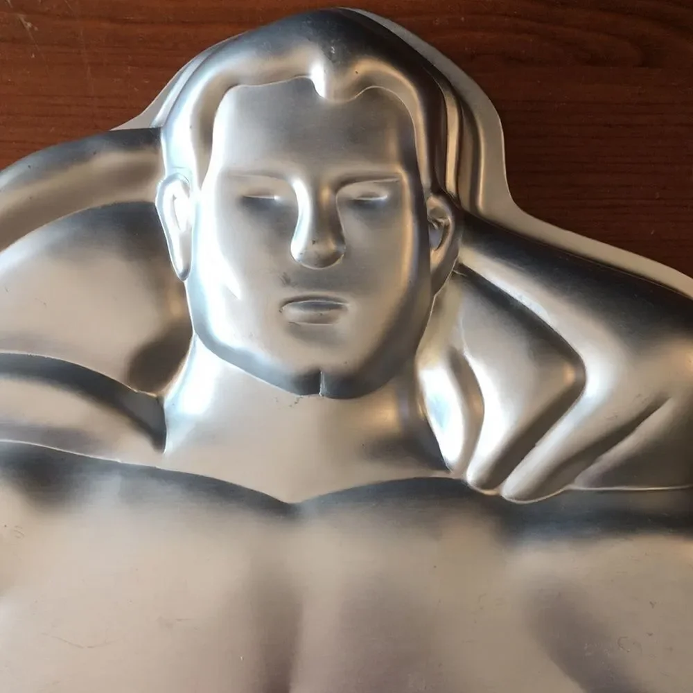 Wilton Superman 1977 Vintage DC Comic Cake Pan